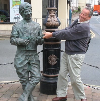 Music Lover Meets George Formby