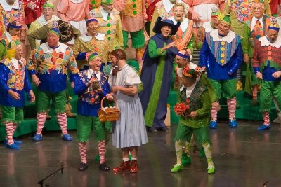 Westtowns Chorus - Chicagoland - Wizard of Oz set