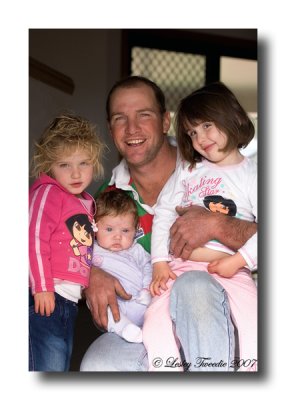 Dad-and-the-girls.jpg