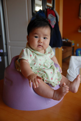 Bumbo Baby