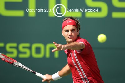 Roger Federer 030 26MAR07.jpg