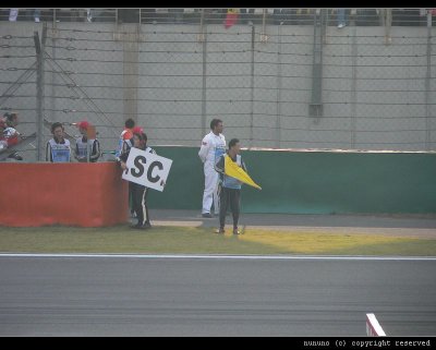 SC & Yellow flag