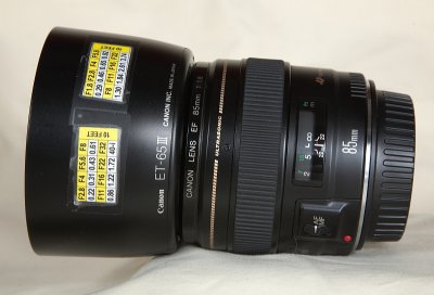 85mm f/1.8 with the hood on