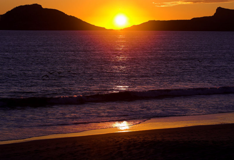 Malacon sunset.jpg
