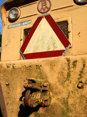 Old Yellow Equipment II (DSCF0200d.jpg)