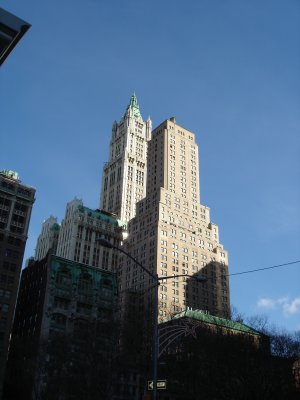 A Geat Building, Downtown