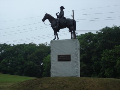 The strange Lee monument