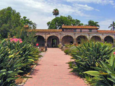 Mission San Juan Capistrano pathway