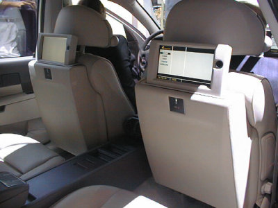 Opel Omega V8.com Mobile Office