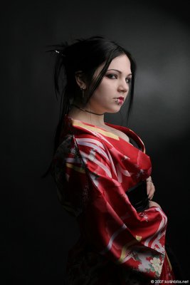 ad-redkimhairup07-web.jpg