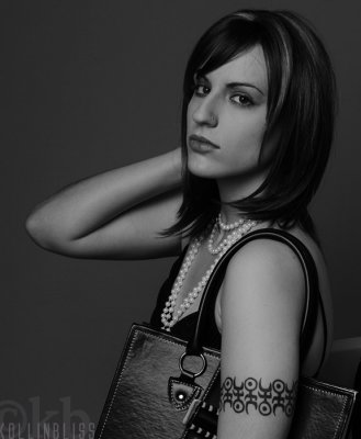 es-pursepearls01-web.jpg