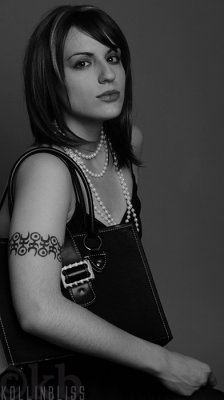 es-pursepearls02-web.jpg