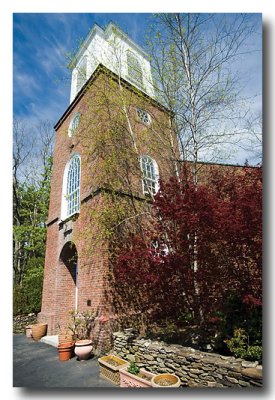 May 10: We stop at Byfield looking for Conant graves and find this church, but....