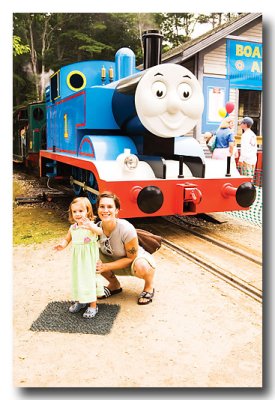 Marta and Lorelei pose in front of Thomas and then....