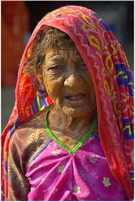 Old woman-Anjar