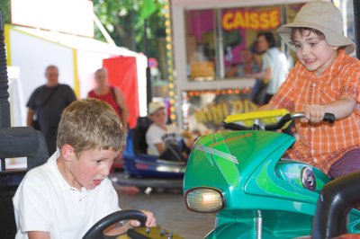 Louis 1st Dodgems, Metz, Aug 2007 _DSC7998  sRGB-01.jpg