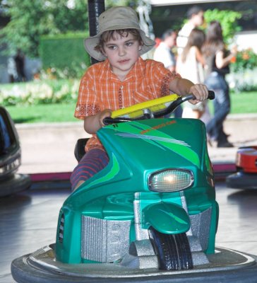 Louis 1st Dodgems, Metz, Aug 2007 _DSC8014  sRGB-01.jpg