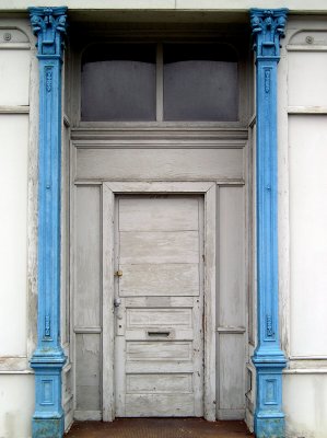 Old Door on Swan