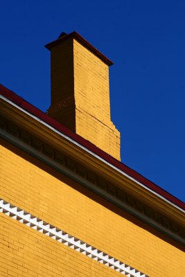 Yellow House on Virginia