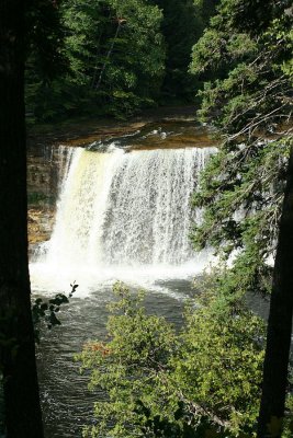 tahquamenon_falls_state_park_