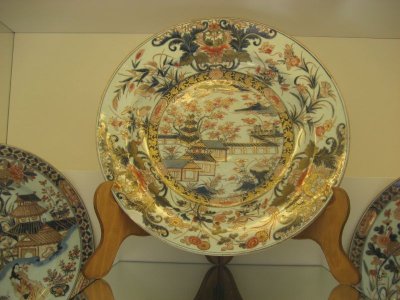 Sisi's dinnerware