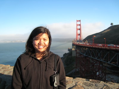 Ann infront of the Golden Gate Bridge