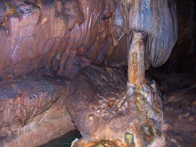 Cave at Downunder 07.jpg