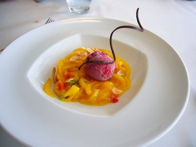 raspberry sobert with sliced mango, so beautiful