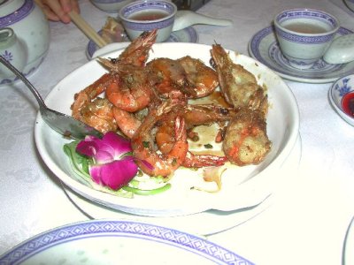 shrimp fried with soya bean sauce