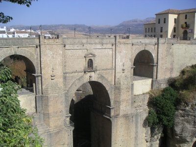 Ronda 2004