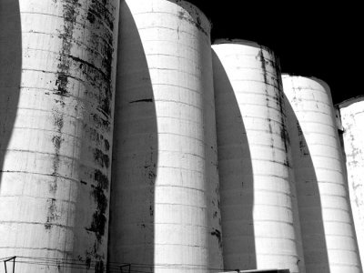 silos2.jpg
