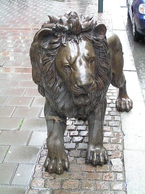 bronze lion.JPG