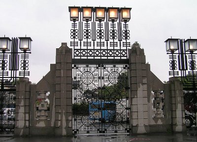 the Vigeland park entrance.JPG