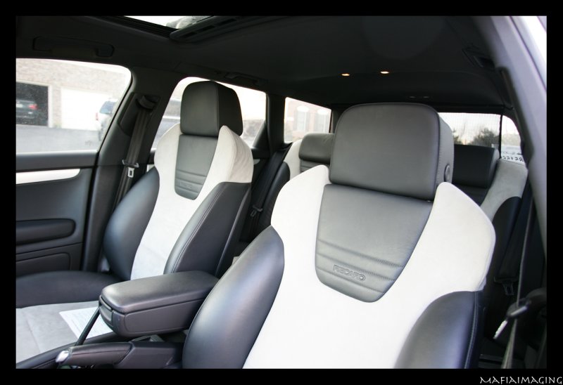 Interior1.jpg