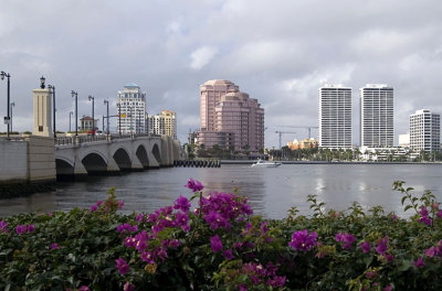 bridge from Palm Beach to W Palm Beach (Trump Plaza on the right)
