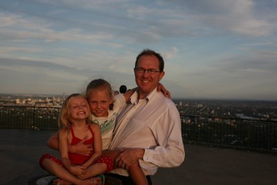 Tony & Kids