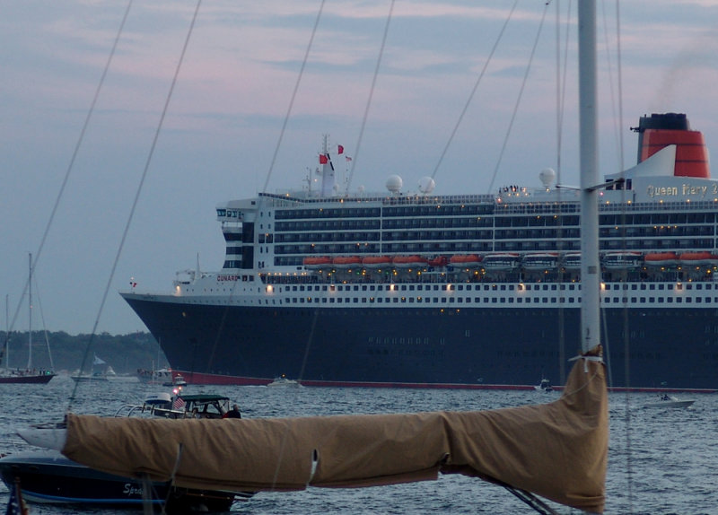 QM2 01012