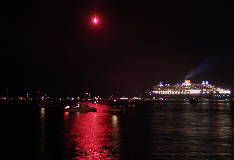QM2 01151