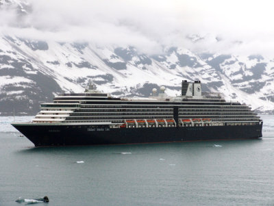 Oosterdam at Hubbard Glacier