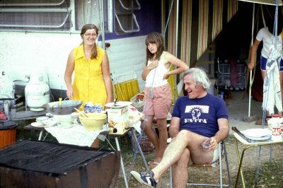 Fay, Michele and Bob in Eildon Caravan Park
