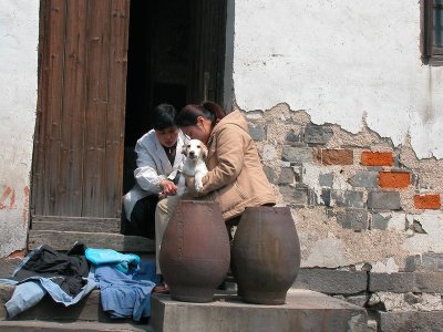 Residents of Suzhou Canal