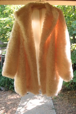 Giant Furry Playa Coat!