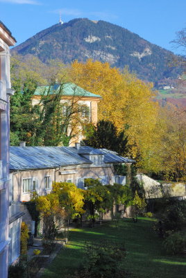 Use Pbase Schloss Arrenberg Afternoon light November 17 2006.jpg