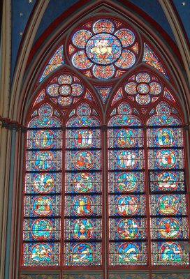 Notre Dame stained glass.jpg