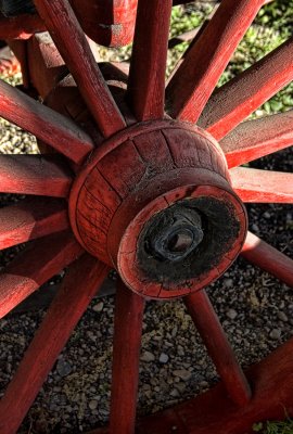 Wagon Wheel - Red