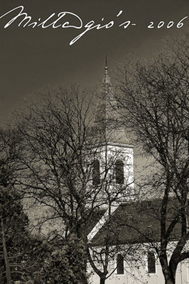Zemun-church-bw.jpg