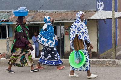 Women in the streets in Arusha