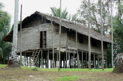 House along the Fly River