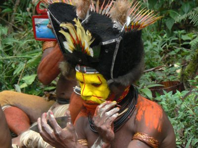 Huli makeup