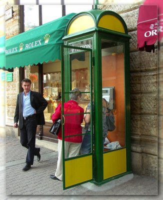 Gals Get Ready To Rob Rolex Shop, Budapest, Hungary
